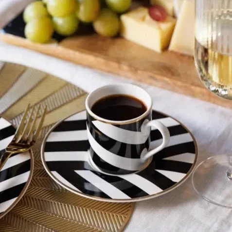 Set 2 tazas café expresso y plato a conjunto.