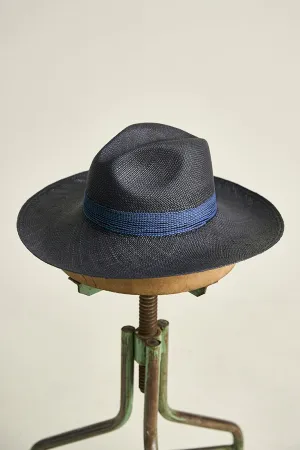 Short brim hat