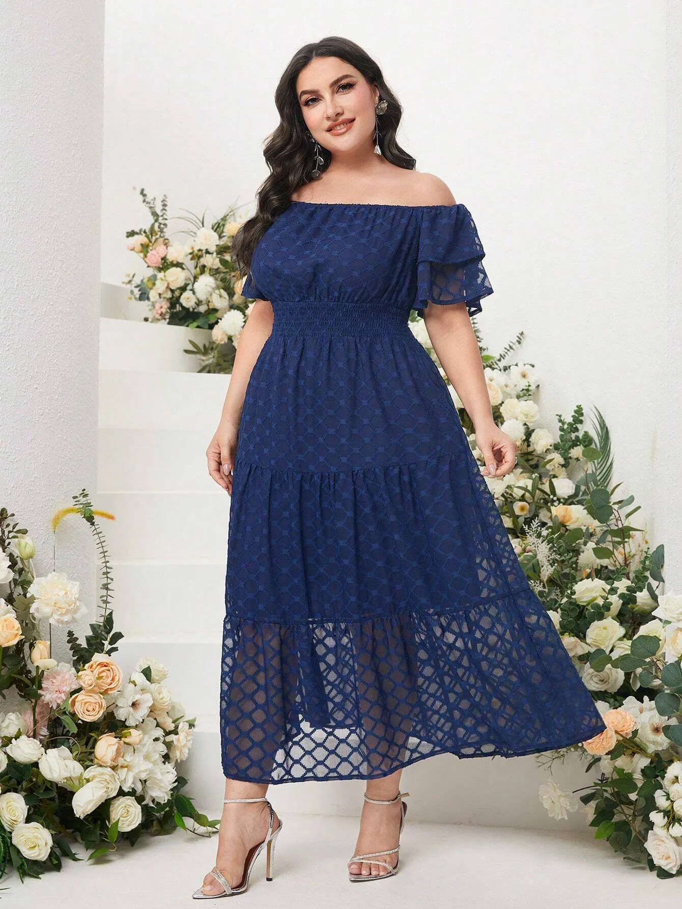 Vestido De Renda Plus Size - Emily