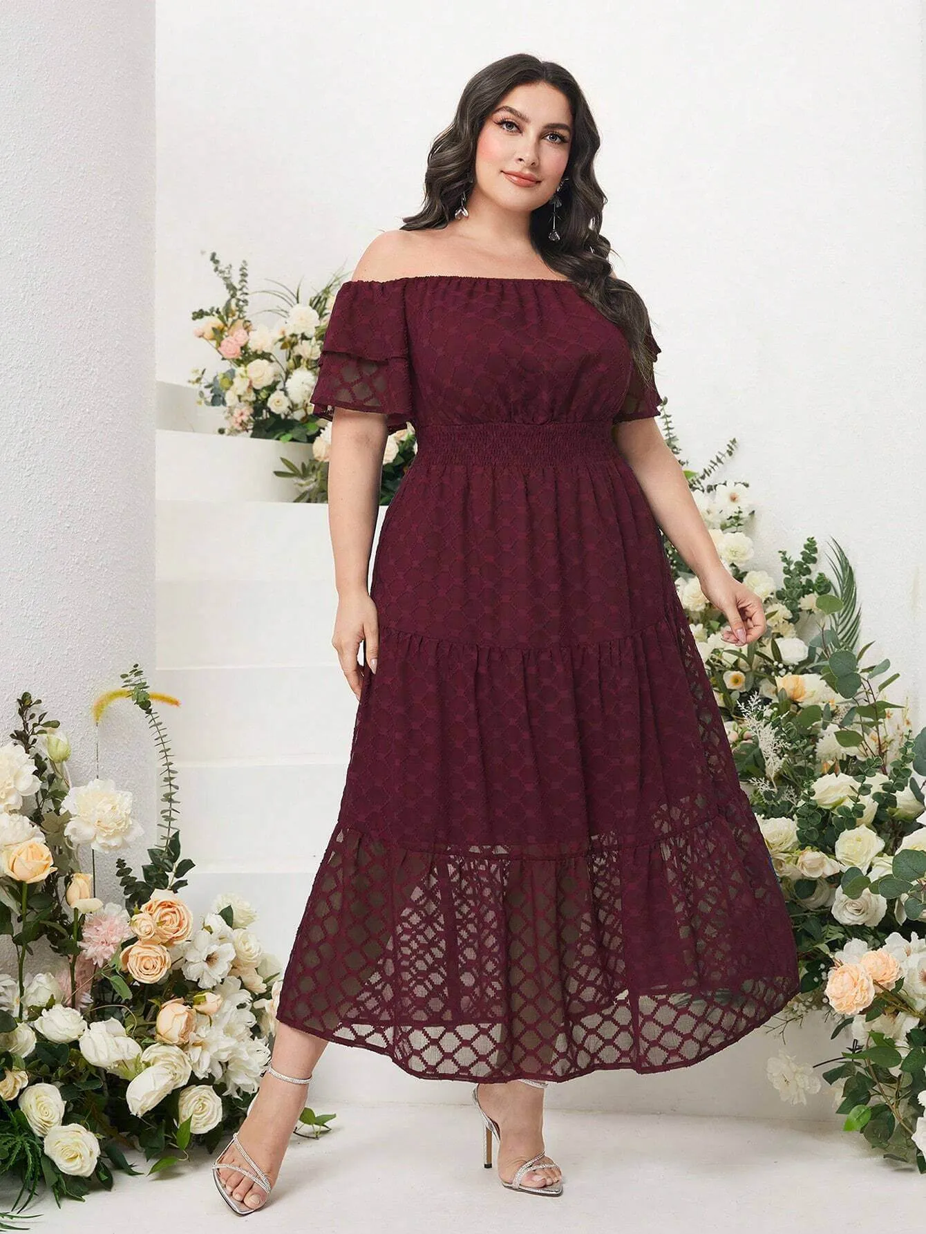 Vestido De Renda Plus Size - Emily