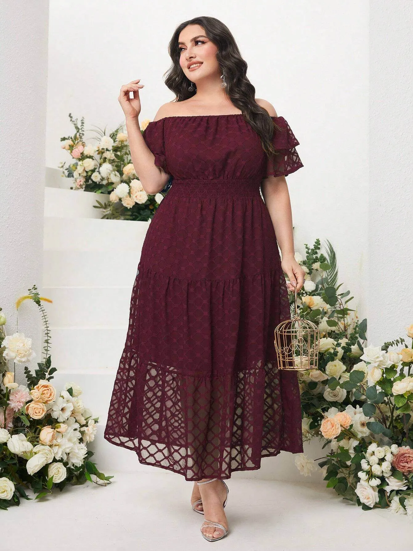 Vestido De Renda Plus Size - Emily