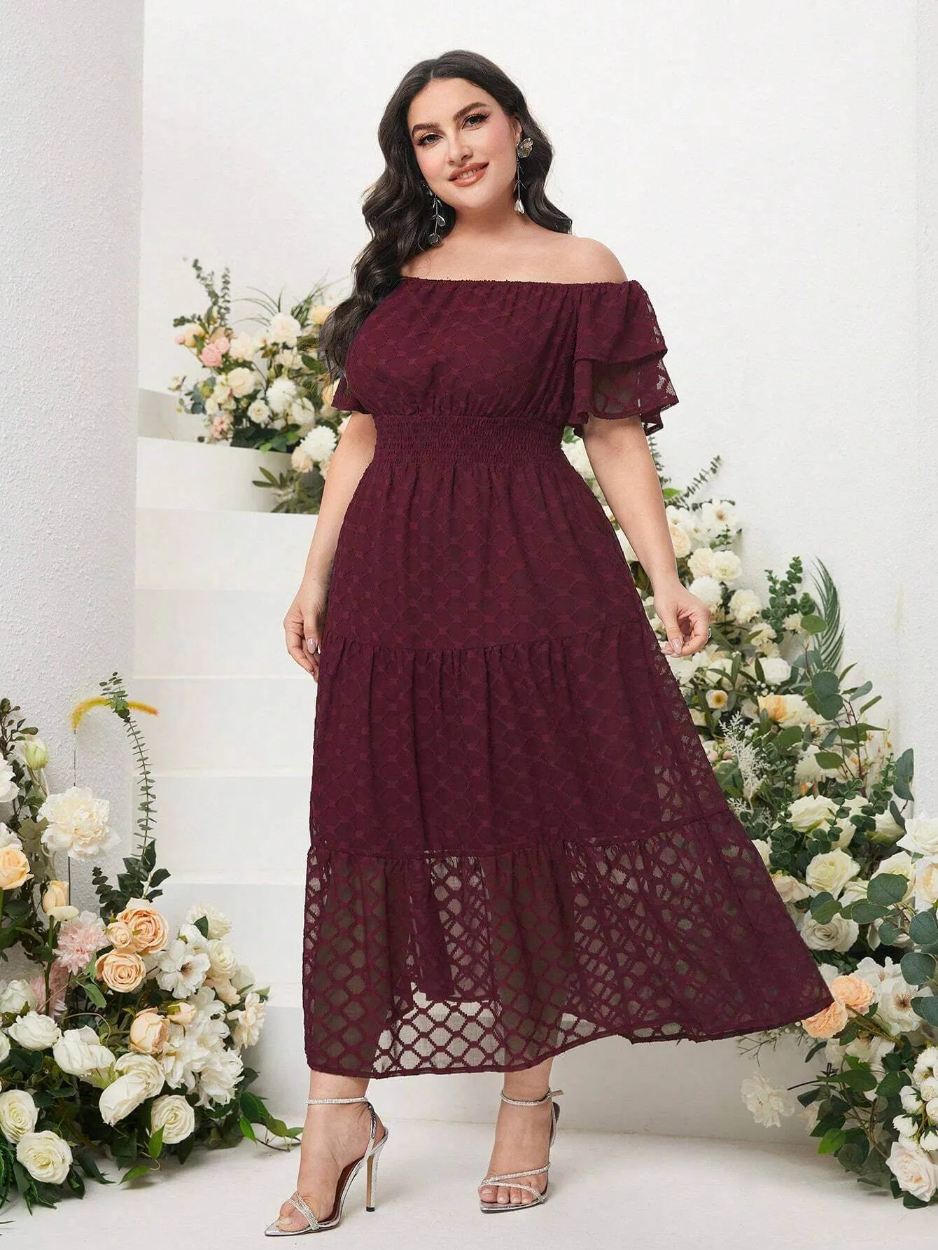 Vestido De Renda Plus Size - Emily